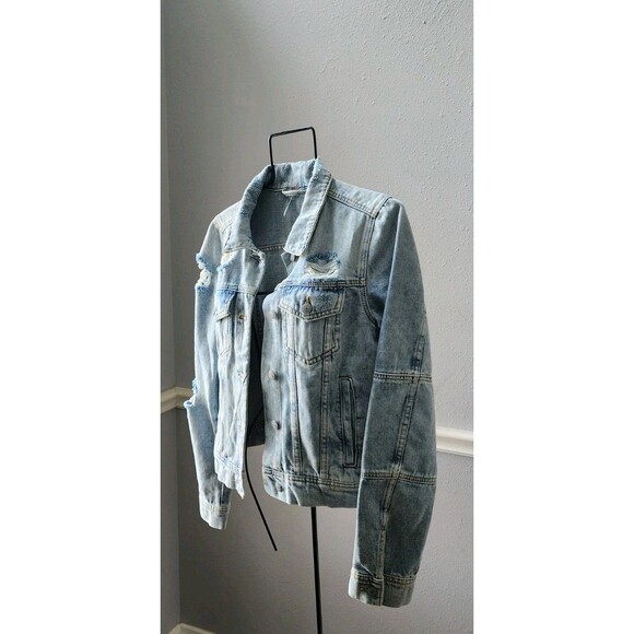 Y2k FREE PEOPLE Urban Cow Boy Girl Distressed Denim Jean Jacket  Rumors S Women - Picture 3 of 6